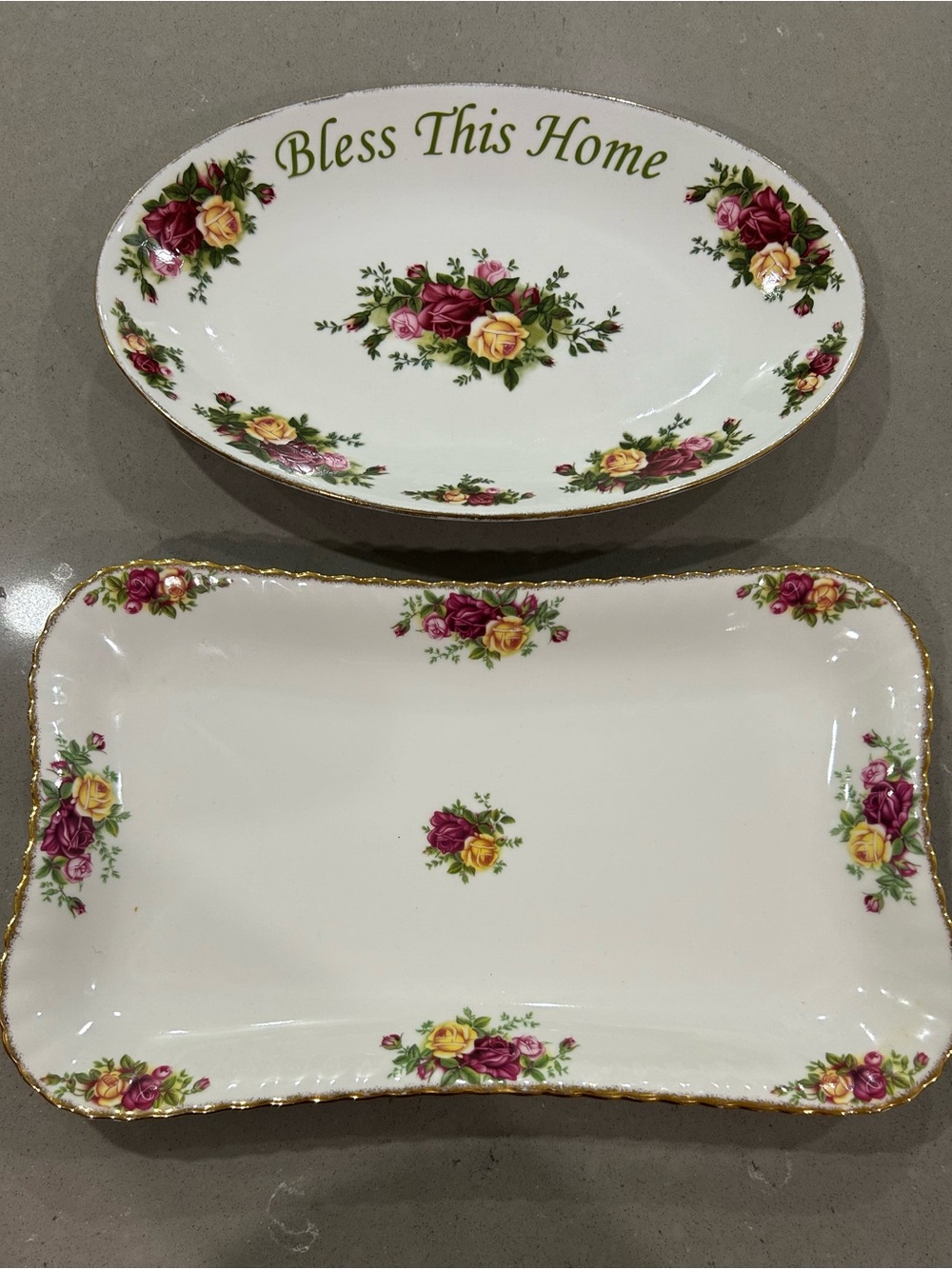 Royal Albert- Old country roses Platters